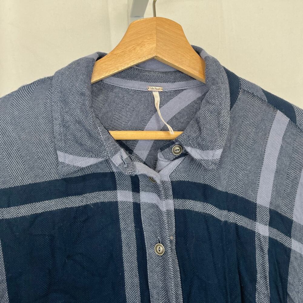 FREE PEOPLE Plaid Button Front Tunic Top Oversize Long Sleeve Shirt Blue Size M - Picture 4 of 10